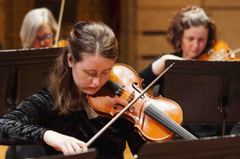 Festive Cantatas: Bach & Zelenka – Victoria